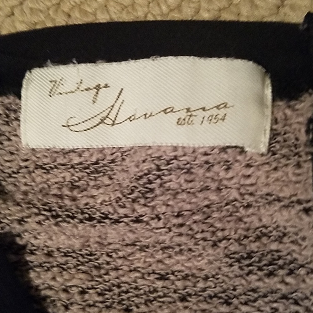 Sweater - Picture 4 of 4